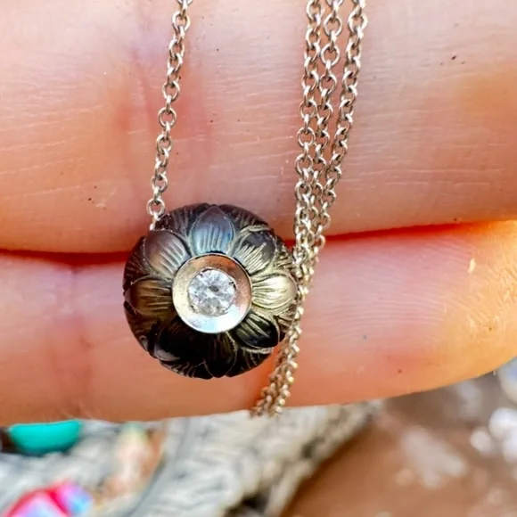 GALATEA designer solid 14k gold genuine carved Tahitian pearl/diamond necklace - Picture 8 of 16